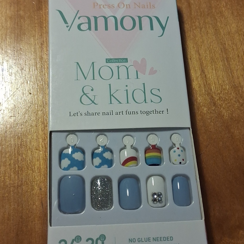 Vamony Mom And Kids Press On Nails